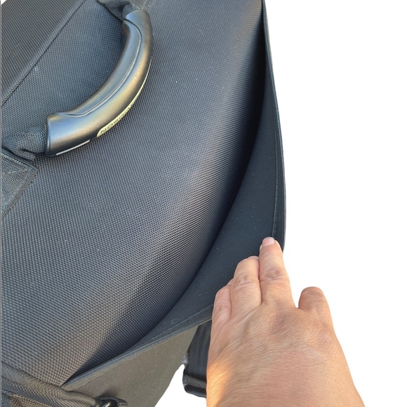 Harley Davidson Tail Bag and Rain Cover - Picture 6 of 16